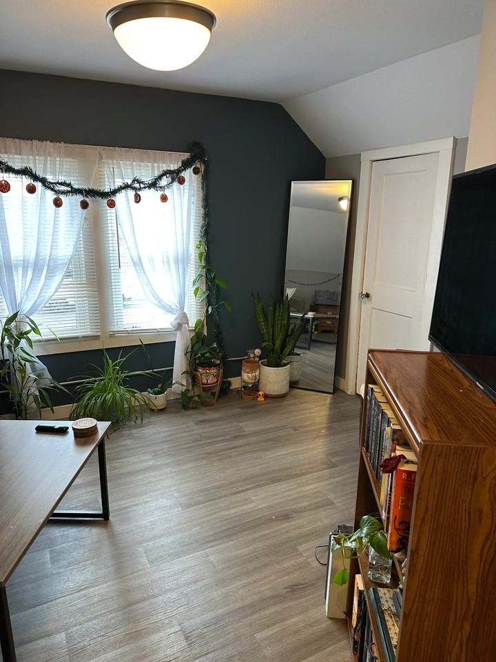 1621 Hyde Ave #1621 - Photo 2 of 19