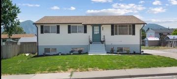 featured image of 686 Tomahawk Dr