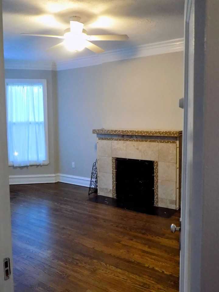 434 N Pine Ave #2 - Photo 3 of 42