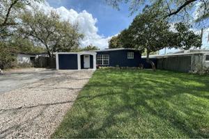 featured image of 2507 N 66th Ave