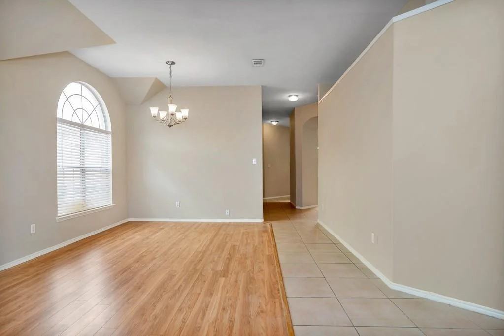 5212 Westheimer Rd - Photo 3 of 20