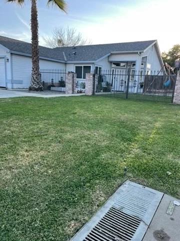 2053 Thompson Ave - Photo 2 of 3