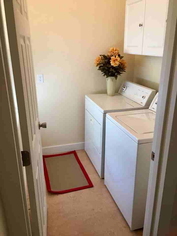 1006 E 2nd St #1 - Photo 4 of 7