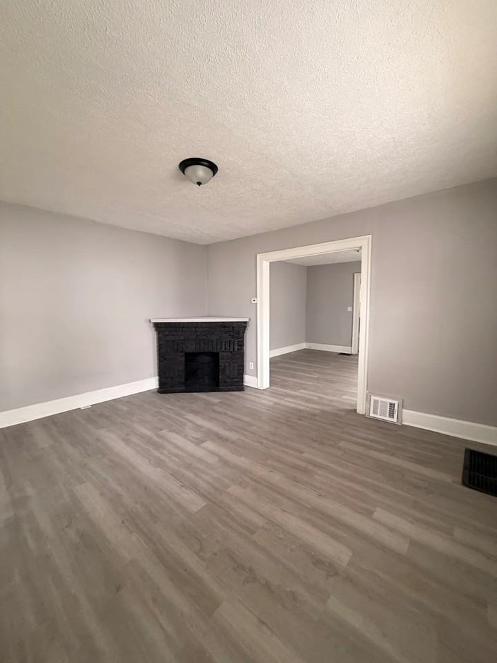 156 Arthur Ave #1 - Photo 2 of 8