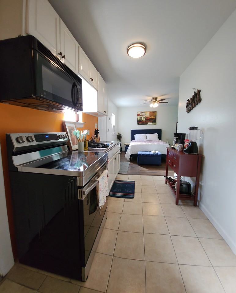 4871 Tchoupitoulas St #B - Photo 3 of 8