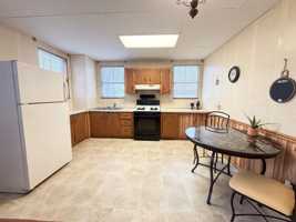 featured image of 1522 Wilkes Ave