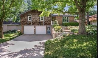 5512 Nw Indian Hills Ln - Photo 1 of 1