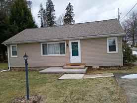 209 Walnut St - Photo 1 of 1