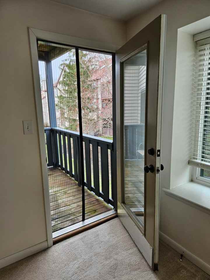 4711 Dunbarton Rd - Photo 3 of 15