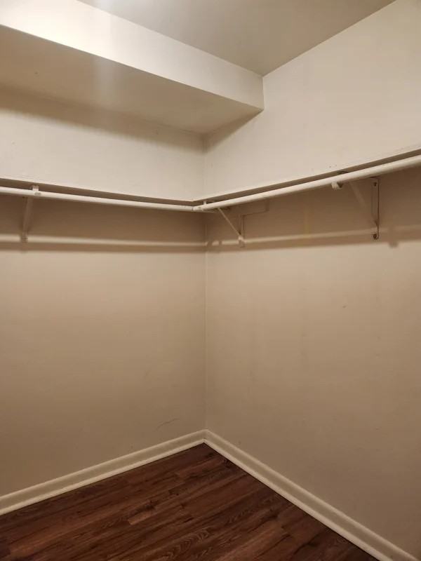 10S511 Echo Ln #2 - Photo 5 of 7