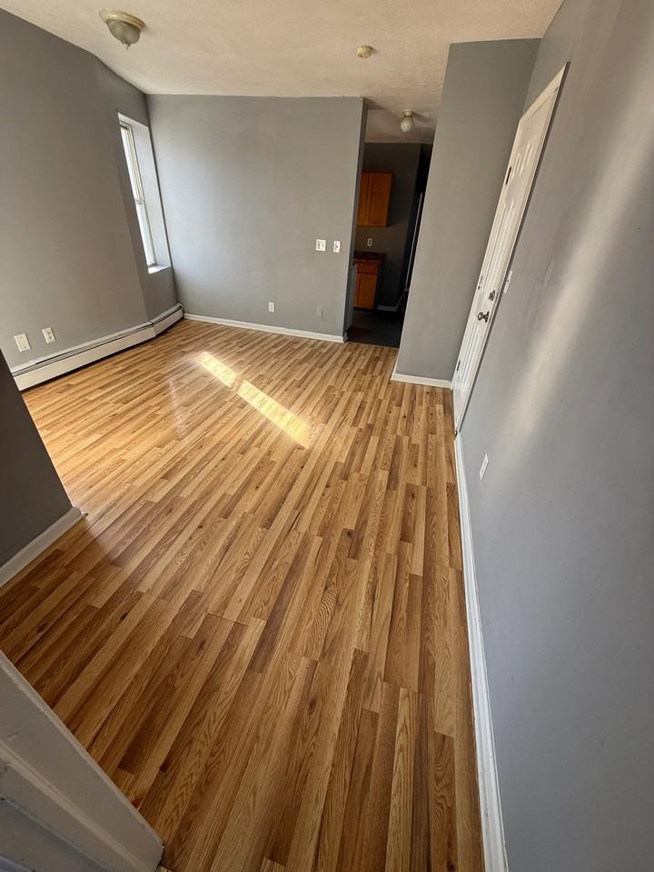 61 Bedford St #C - Photo 5 of 17