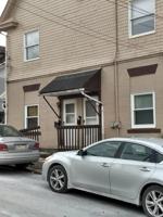 featured image of 121 College St