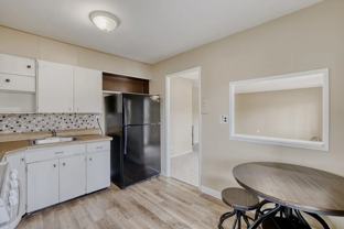 17 S Bartlett Rd - Photo 1 of 1