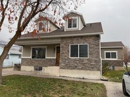 featured image of 460 E St #UP