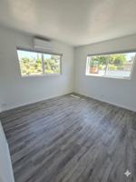 featured image of 5140 Ne 3rd Ave #2