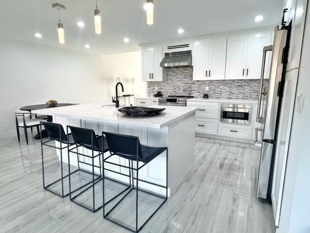 218 Old Meadow Way - Photo 6 of 11