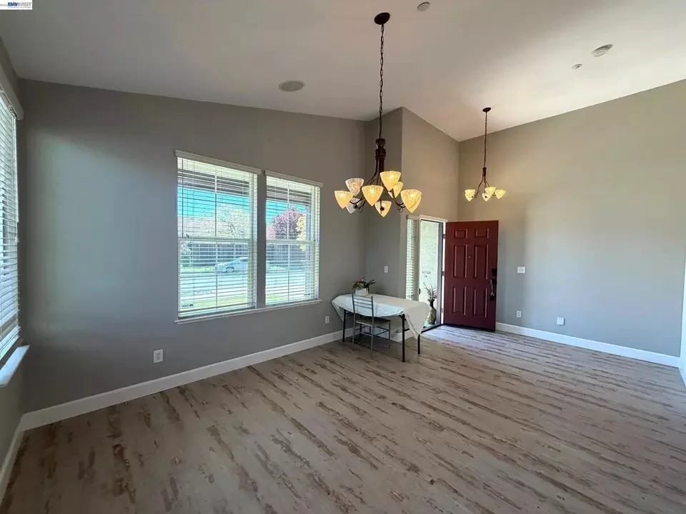 6436 Altamar Cir - Photo 2 of 18