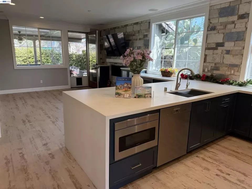 6436 Altamar Cir - Photo 7 of 18