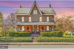 featured image of 44 N Main St