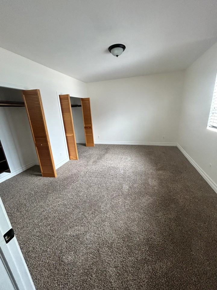 3758 E Clubhouse Ln - Photo 6 of 12