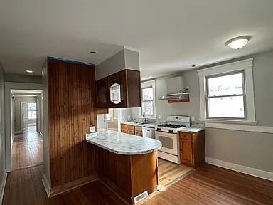 396 Wall St #2 - Photo 2 of 10