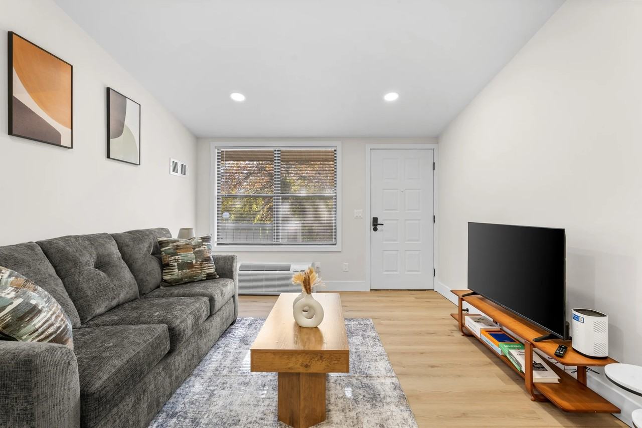 41349 Heathmore Ct #41349 - Photo 5 of 19