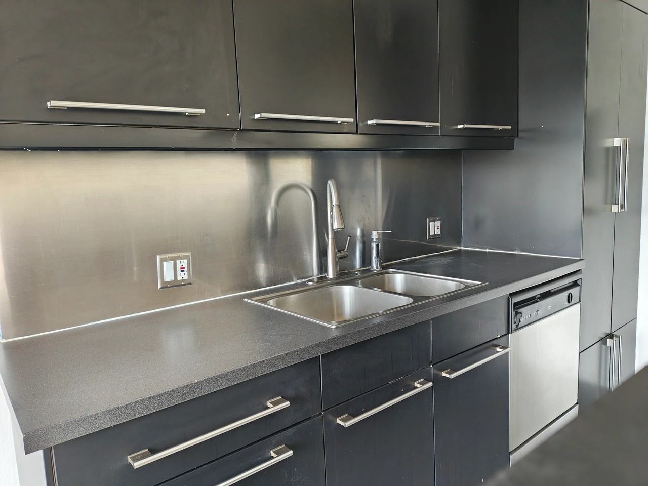 252 3rd Ave #252 - Photo 4 of 15