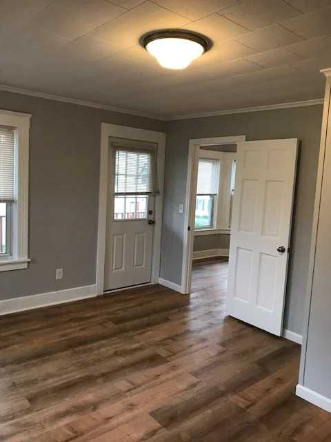 29 Cutler St #2 - Photo 7 of 18