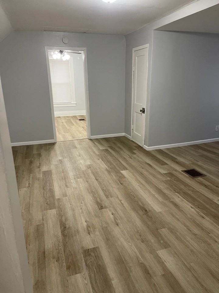 1100 Lincoln St #2 - Photo 2 of 20