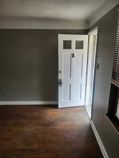 5663 Gatesworth Ave - Photo 2 of 20