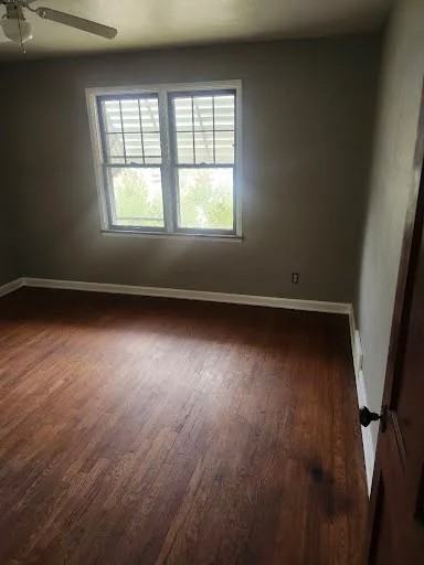 5663 Gatesworth Ave - Photo 4 of 20