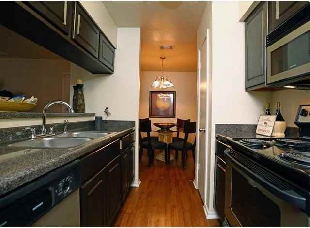 10610 Morado Cir #3528 - Photo 3 of 11