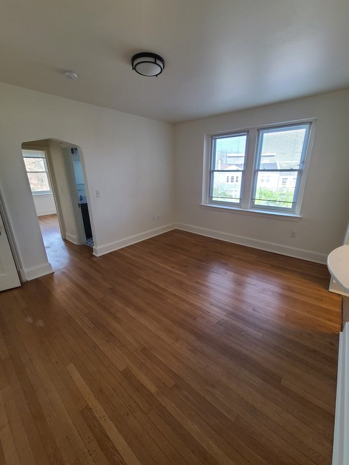 5040 New Hampshire Ave Nw #5000-201 - Photo 2 of 6