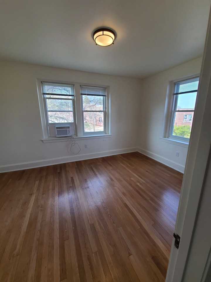 5040 New Hampshire Ave Nw #5000-201 - Photo 5 of 6