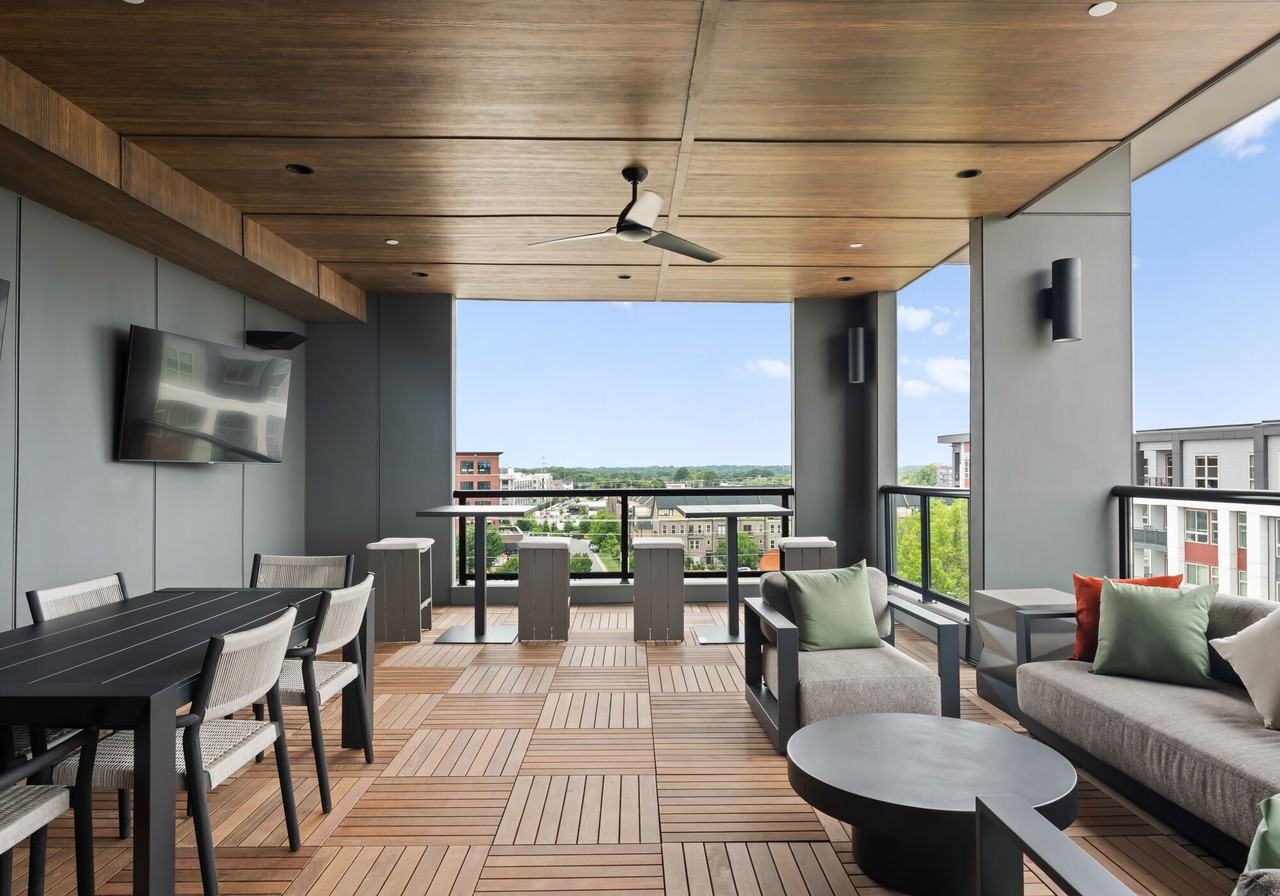 The Sloan at LoSo - Photo 3 of 44