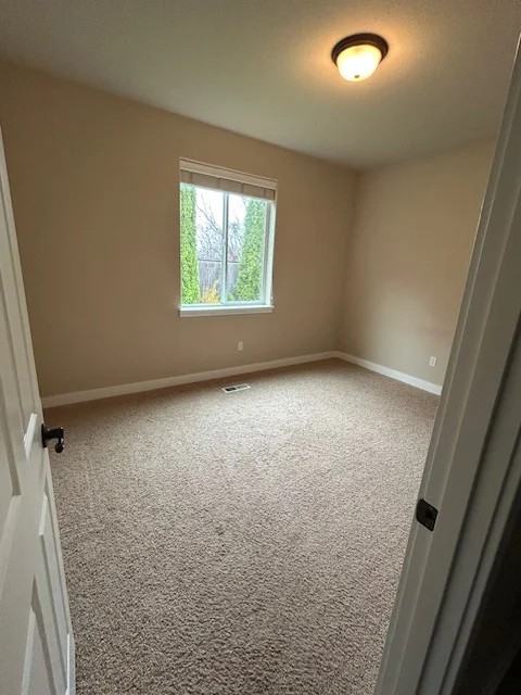 1019 37th Ave - Photo 5 of 6