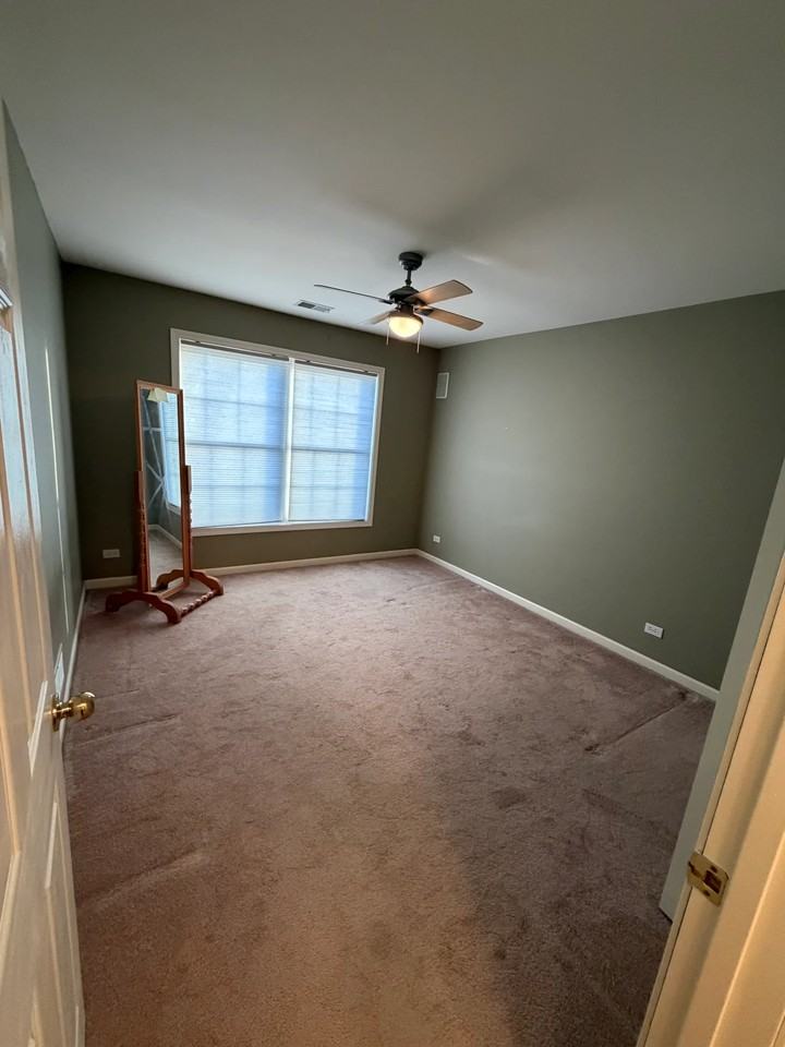 435 Kammes Ct - Photo 3 of 21