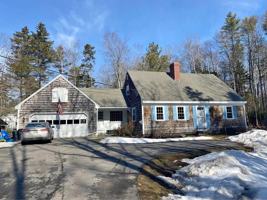 featured image of 32 Morton Rd