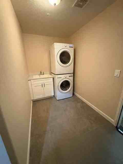 37353 Rutland St - Photo 4 of 7