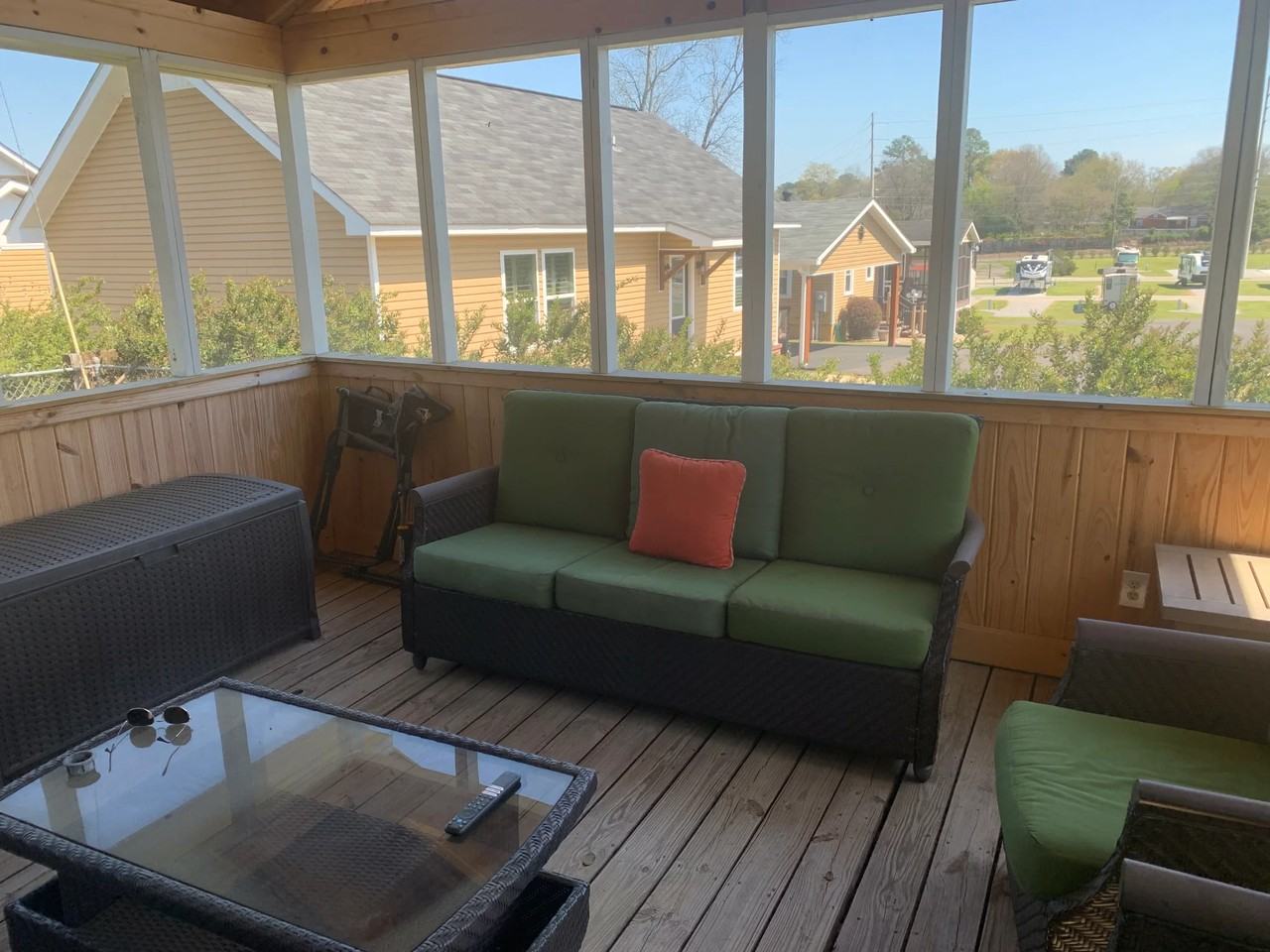 6 Rhonda Dr - Photo 5 of 20