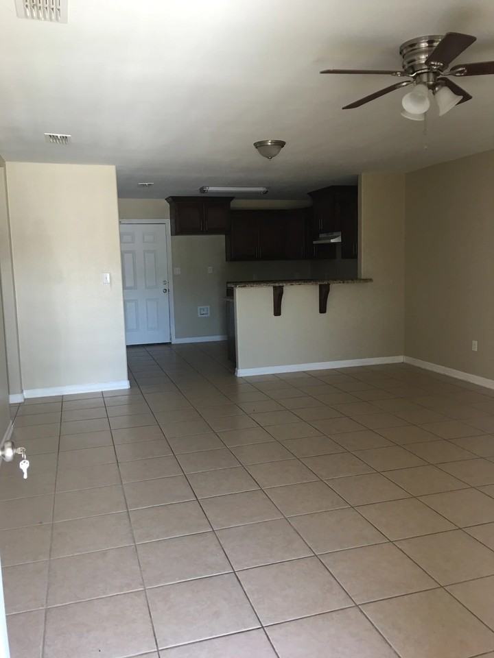 23879 Southfork Dr - Photo 2 of 6