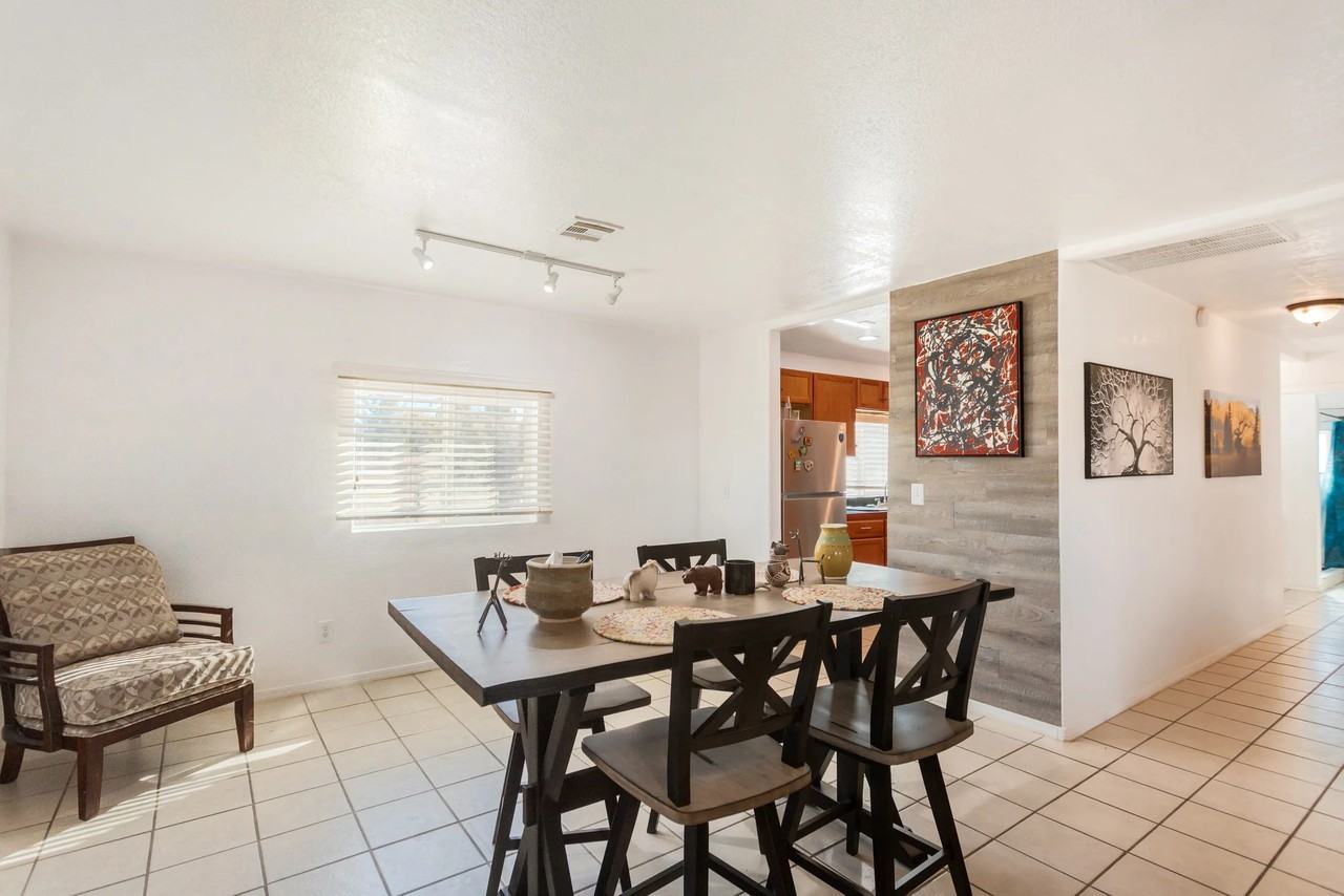 7245 S Cole Ln - Photo 4 of 17