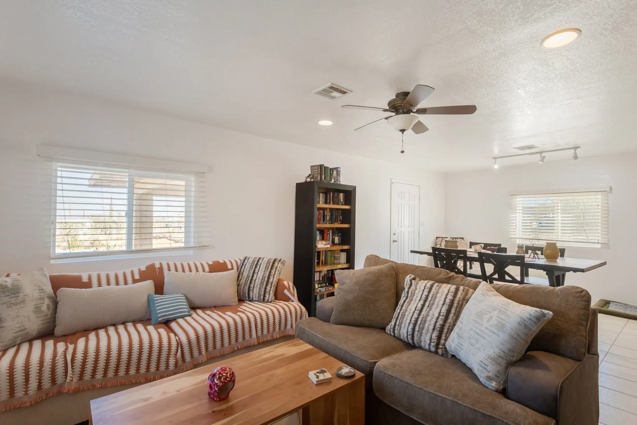 7245 S Cole Ln - Photo 6 of 17