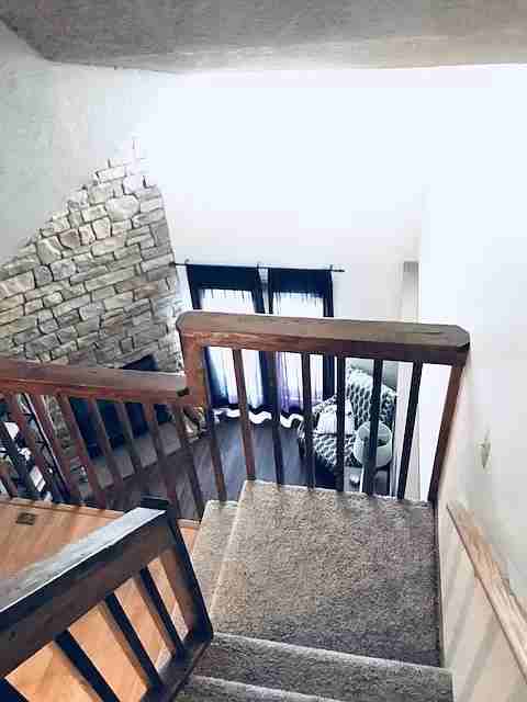 6804 S Independence St - Photo 3 of 14