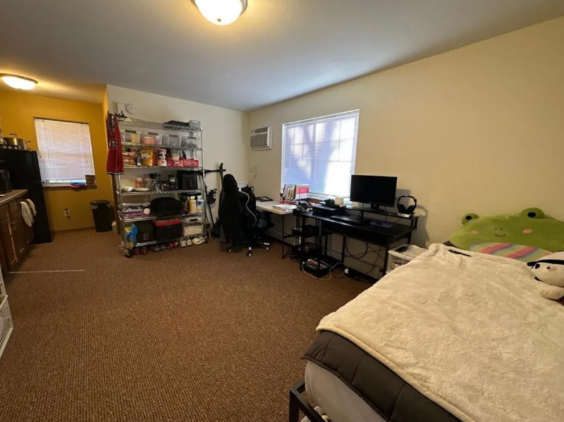 516 6th St S #3 - Photo 2 of 8