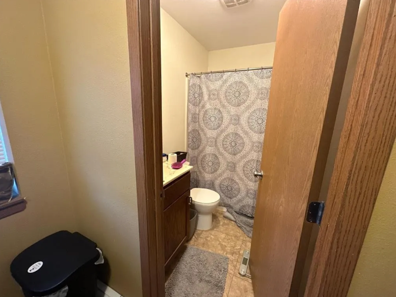 516 6th St S #3 - Photo 4 of 8