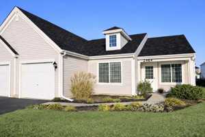 featured image of 2464 Summerwind Ln