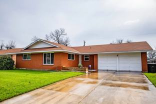 4918 Seabreeze Dr - Photo 1 of 1