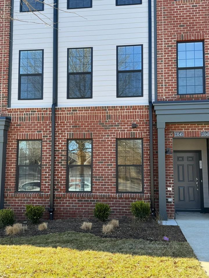 13145 Brattice Loop - Photo 2 of 18