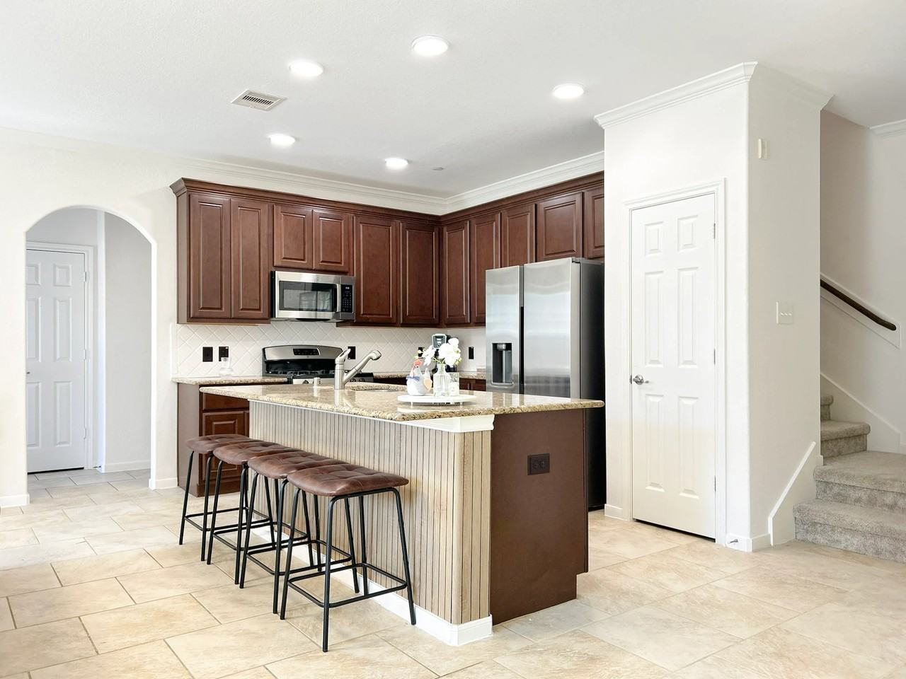 19 Umbria Ln - Photo 4 of 18